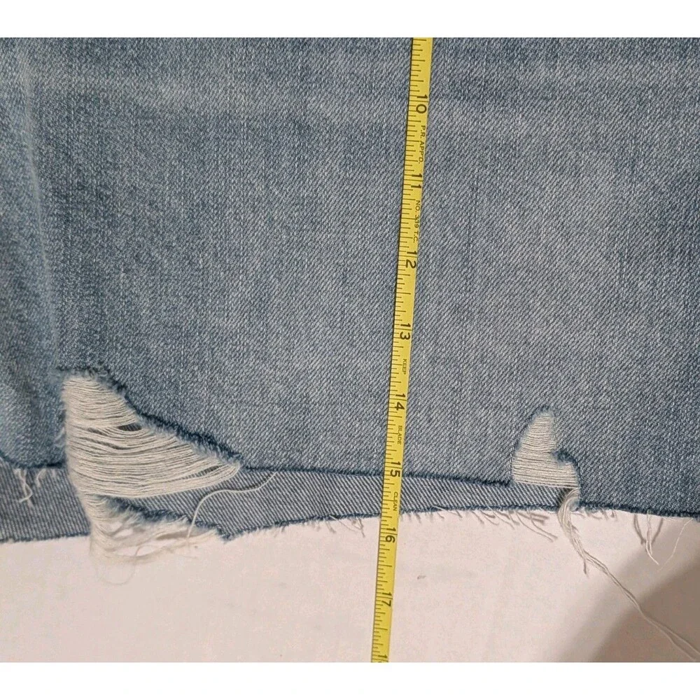 7 For All Mankind details brand